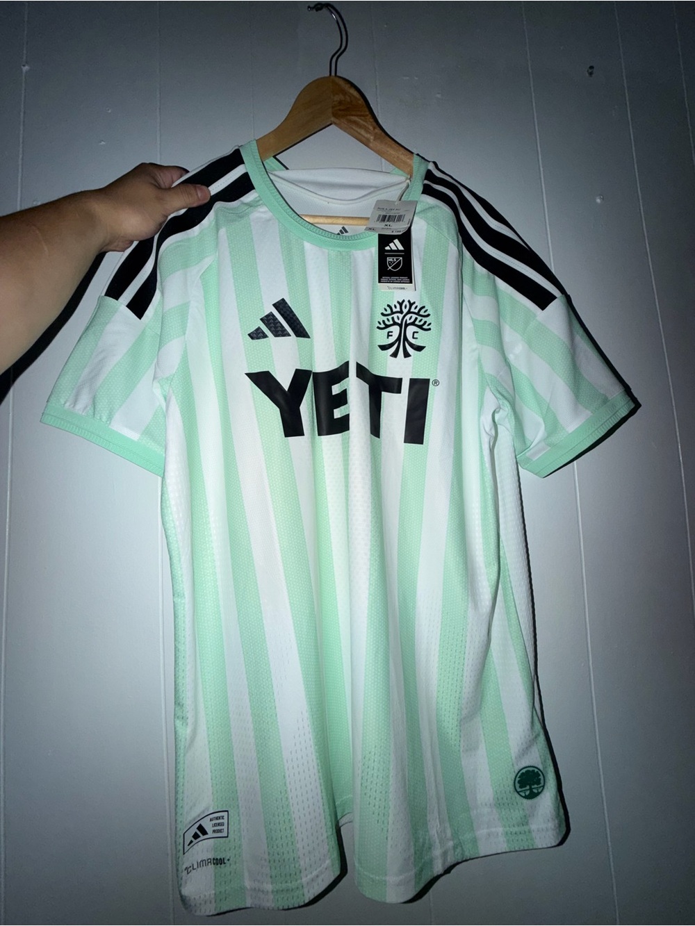 Men Adidas Authentic Austin FC jersey Size XL